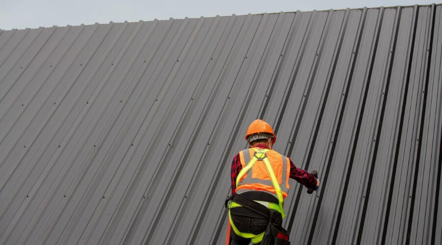 Professional metal roof installation services in Naubinway, MI